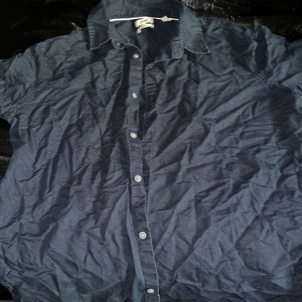 Sorry very wrinkled blue button up